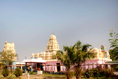 Sri Laxmi Narsimha Swamy Temple at Dharmapuri